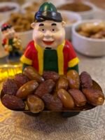 Support de dattes avec figurine ramadanesque – Image 2