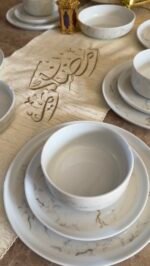 Service de 20 pièces en porcelaine