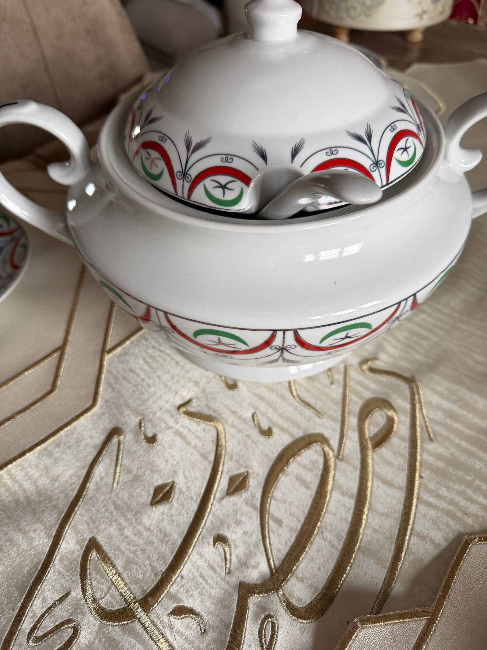 img_4859 Service de 15 pièces étoile et lune – Image 1